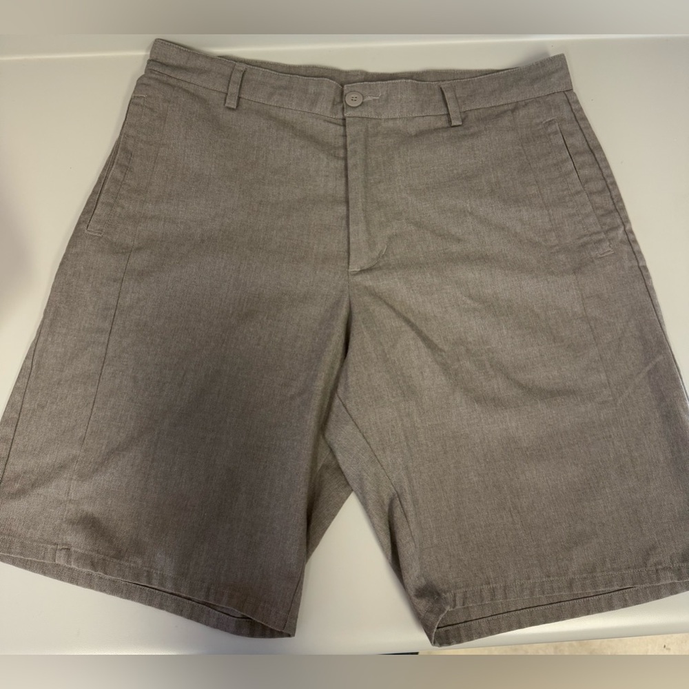 PATAGONIA Men's Size 35 Casual Gray Cool Shorts-